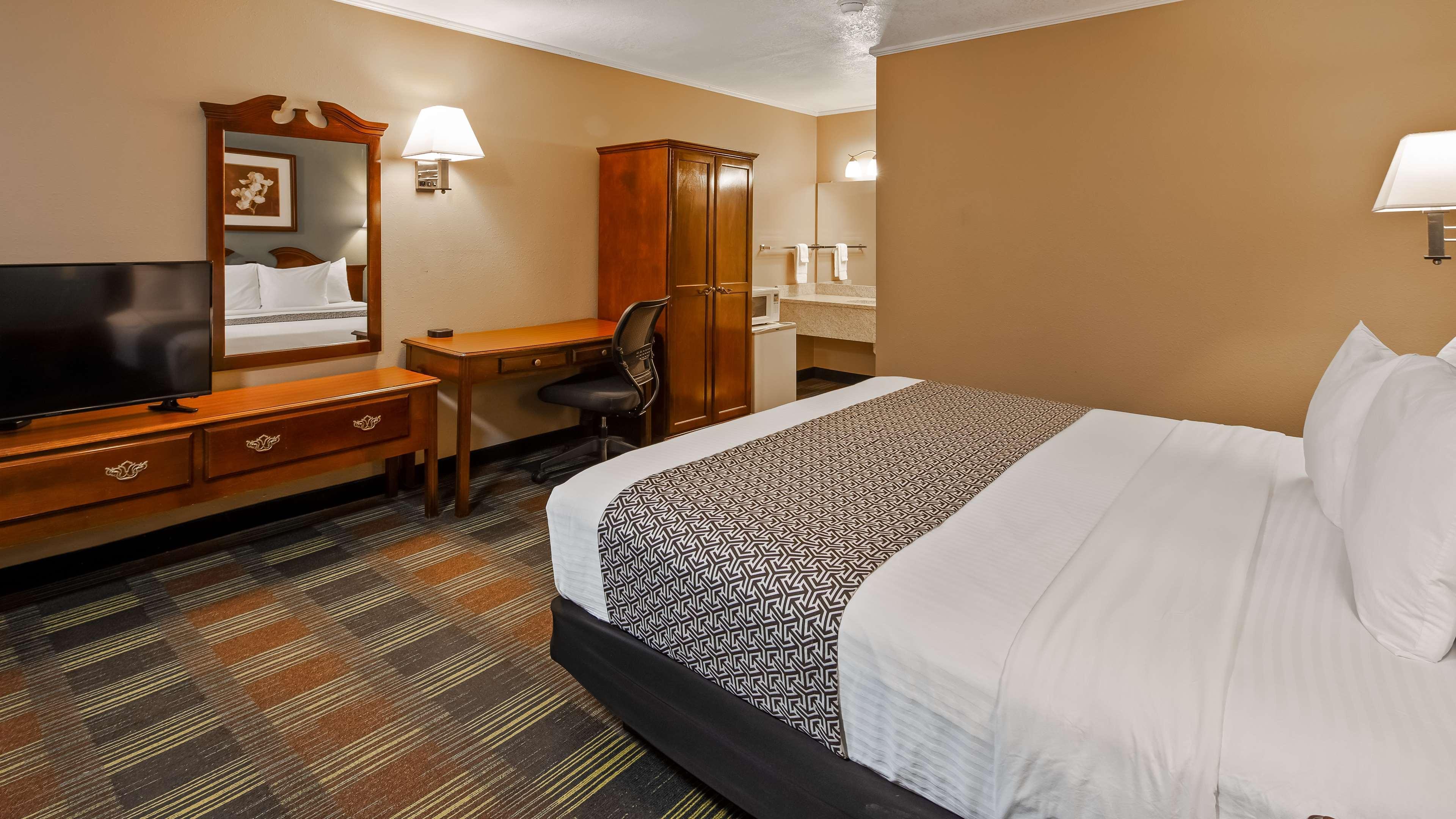 Surestay By Best Western קמרון מראה חיצוני תמונה